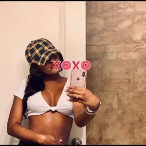 Meet your Posher, Gena